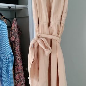 A Piece Apart dress as new. Size 4. Best fits US8